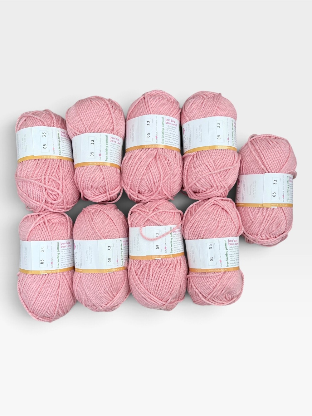 Ewe Ewe Baa Baa Bulky Merino Soft Pink– 9 Skeins Same Dye Lot - Picture 2 of 8